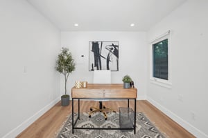 N Poinsettia Ave-0306-030.jpg