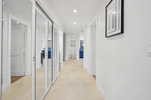 N Poinsettia Ave-0306-045.jpg