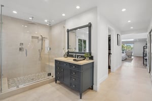 N Poinsettia Ave-0306-046.jpg