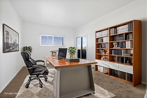 DSC09989-Edit virtually staged.jpeg