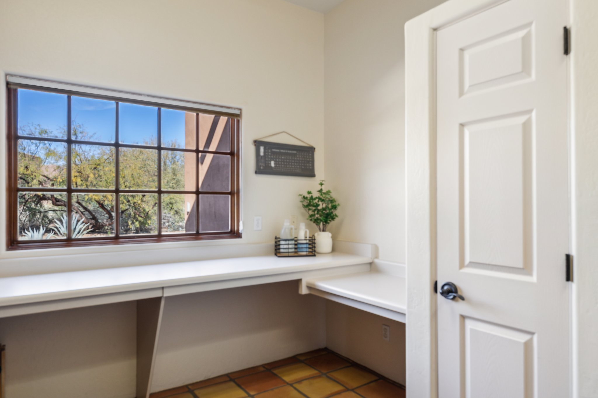 25018 N Paso Trail - 002 (3).jpg