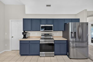 Kitchen 3 of 3