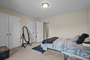  Photo 33
