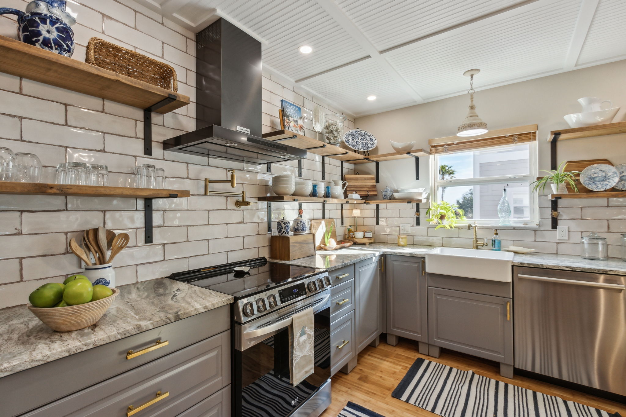 Dining Room/Kitchen