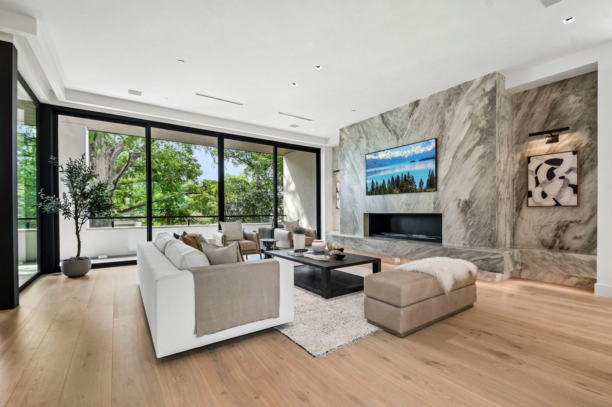Westlake Dr 201-S2306-012.jpg