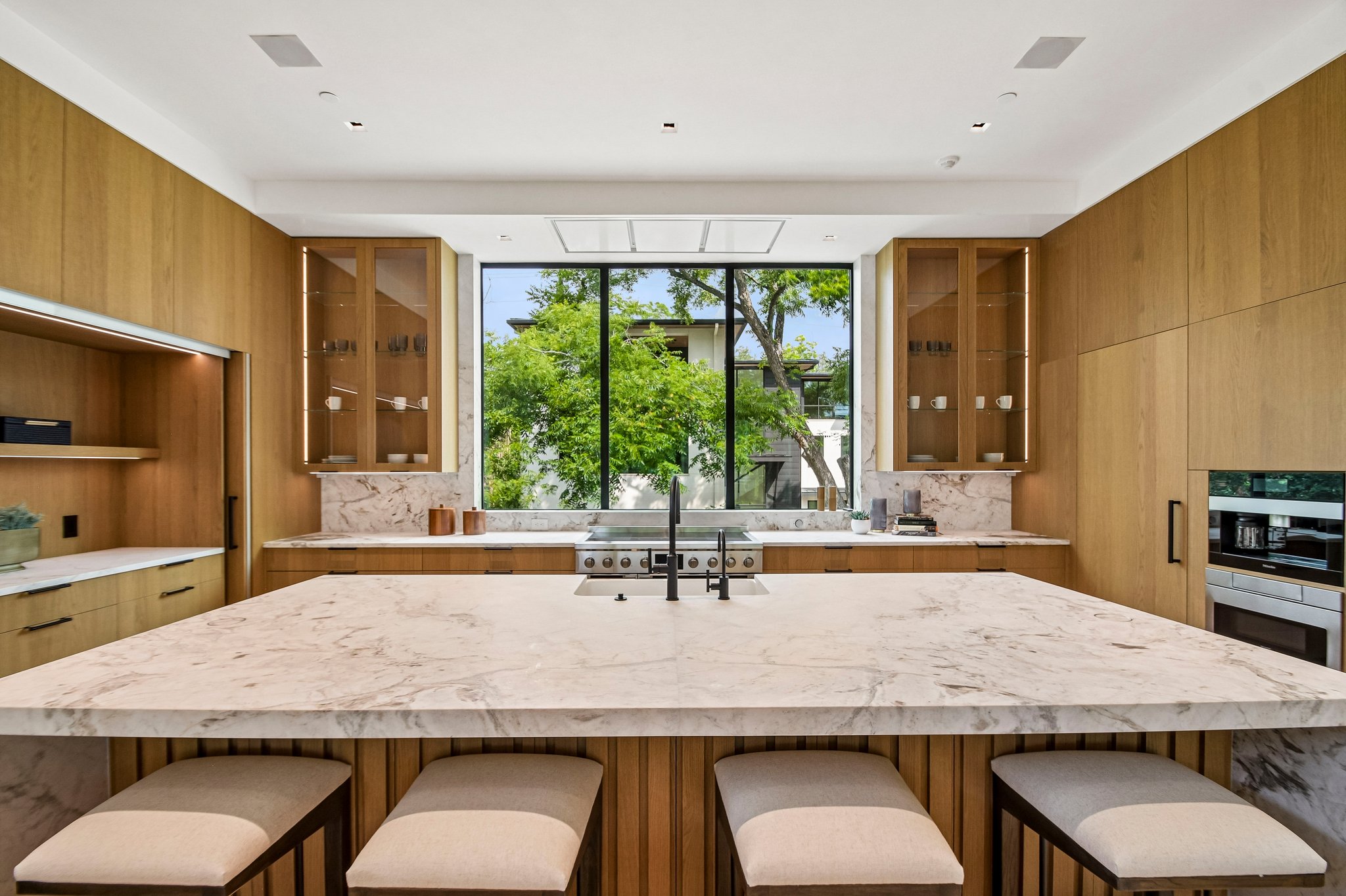 Westlake Dr 201-S2306-020.jpg