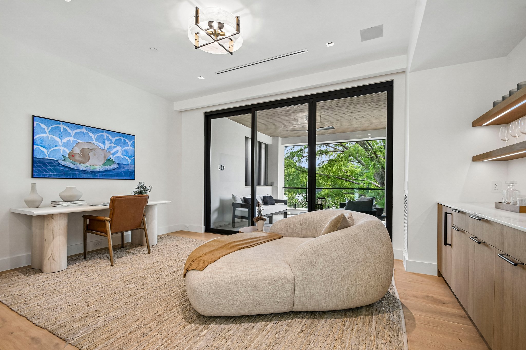 Westlake Dr 201-S2306-033.jpg