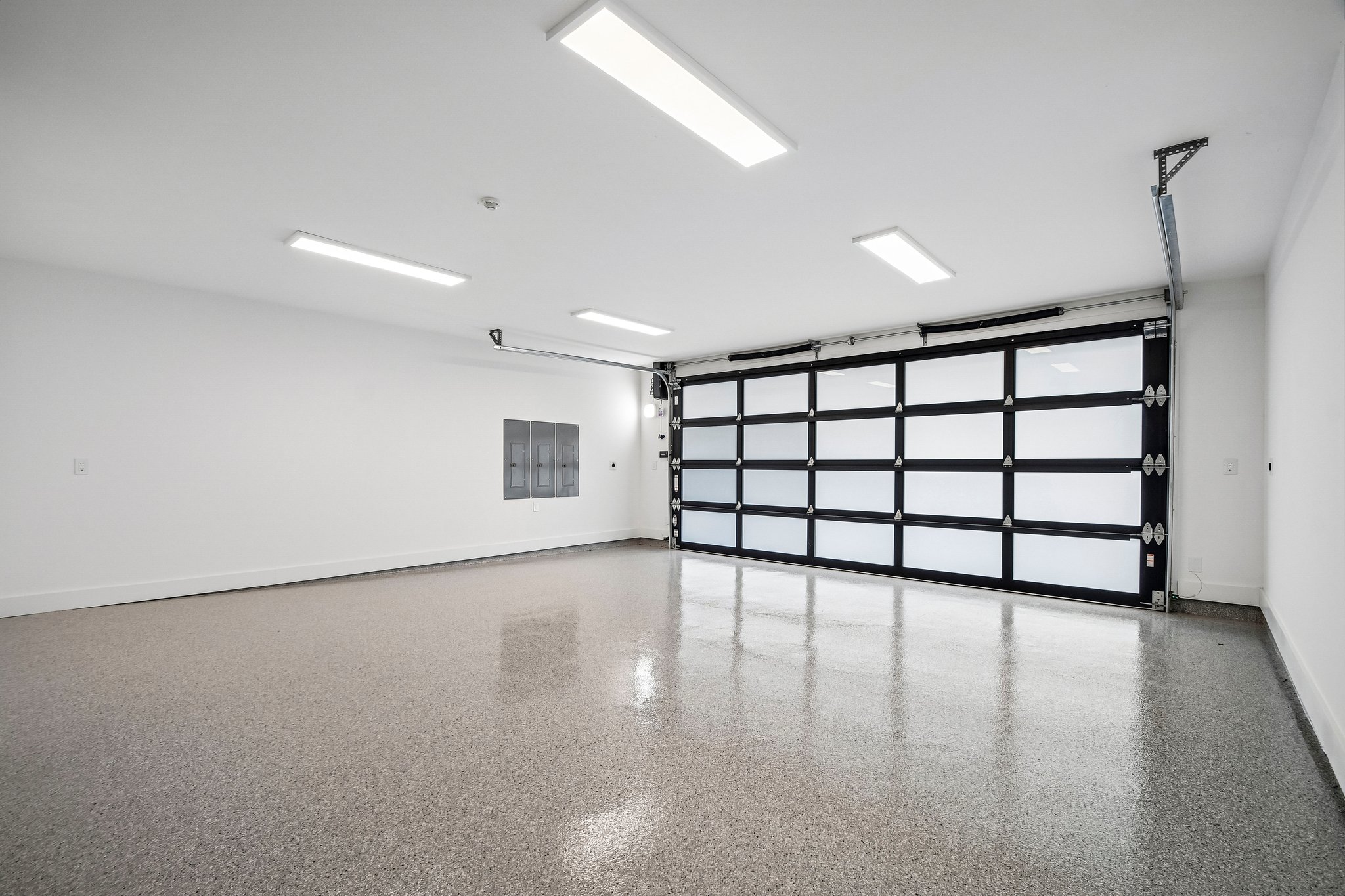 Westlake Dr 201-S2306-047.jpg