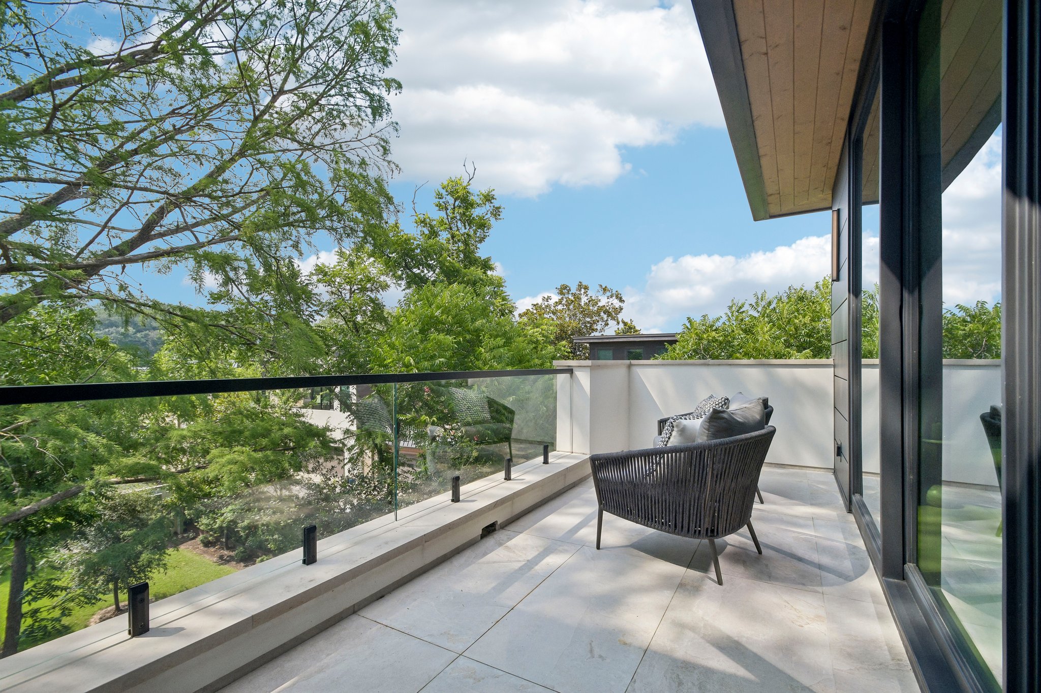 Westlake Dr 201-S2306-053.jpg