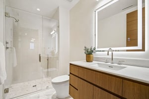 Westlake Dr 201-S2306-025.jpg
