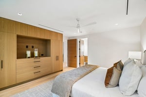 Westlake Dr 201-S2306-028.jpg