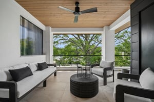 Westlake Dr 201-S2306-048.jpg