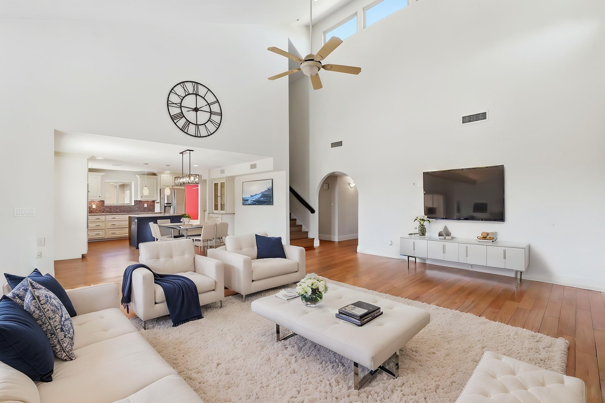 ListerPros_018 virtually staged.jpeg