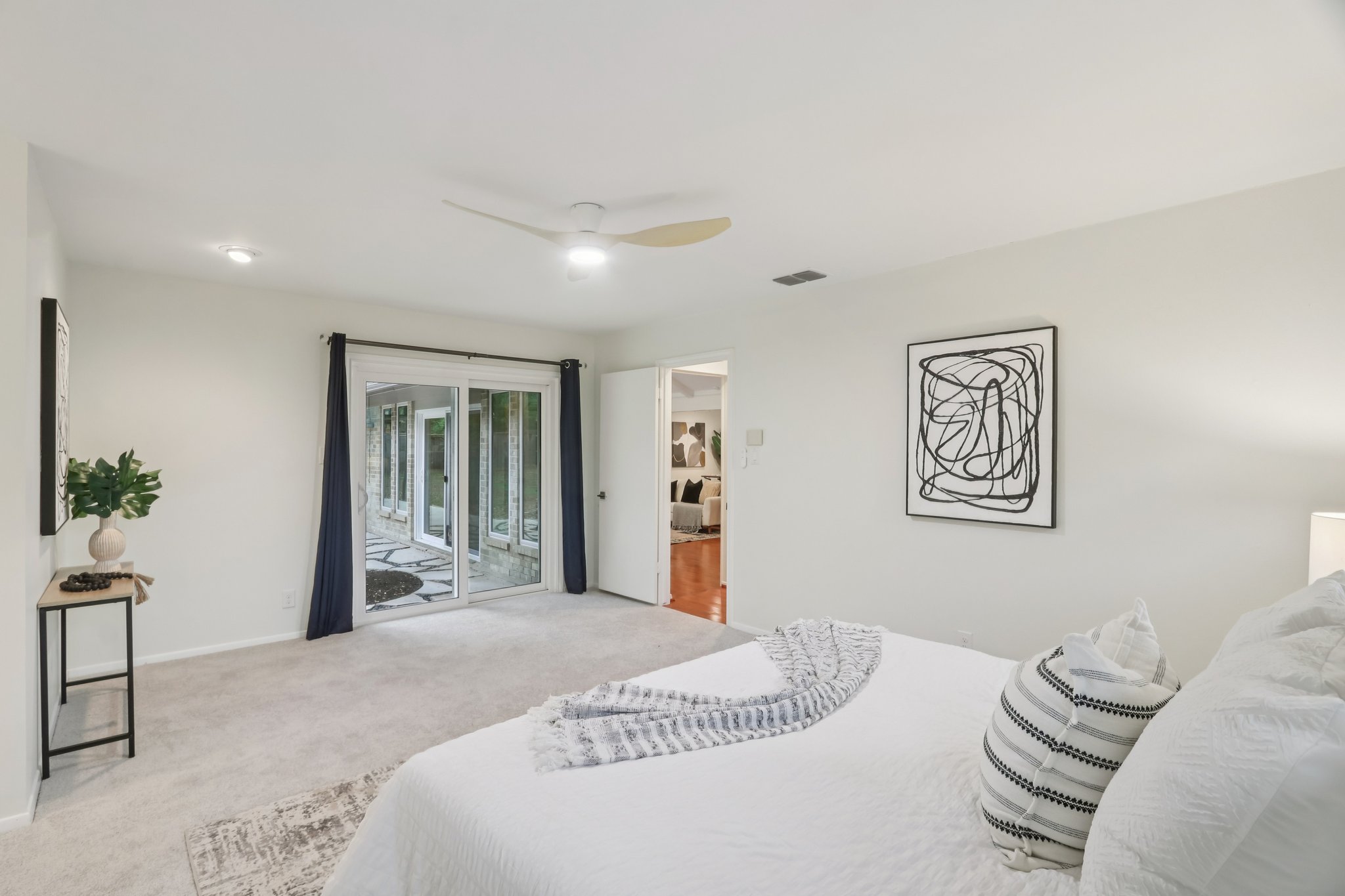 Comburg Castle Way-S0412-034.jpg