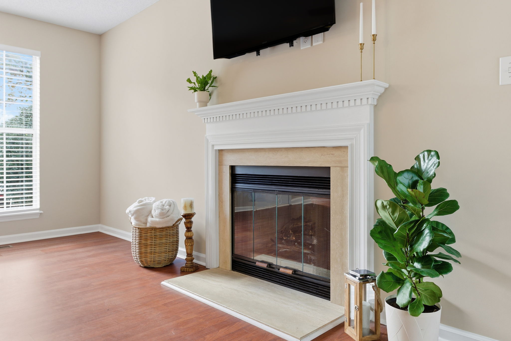 2505 Constitution Drive-14