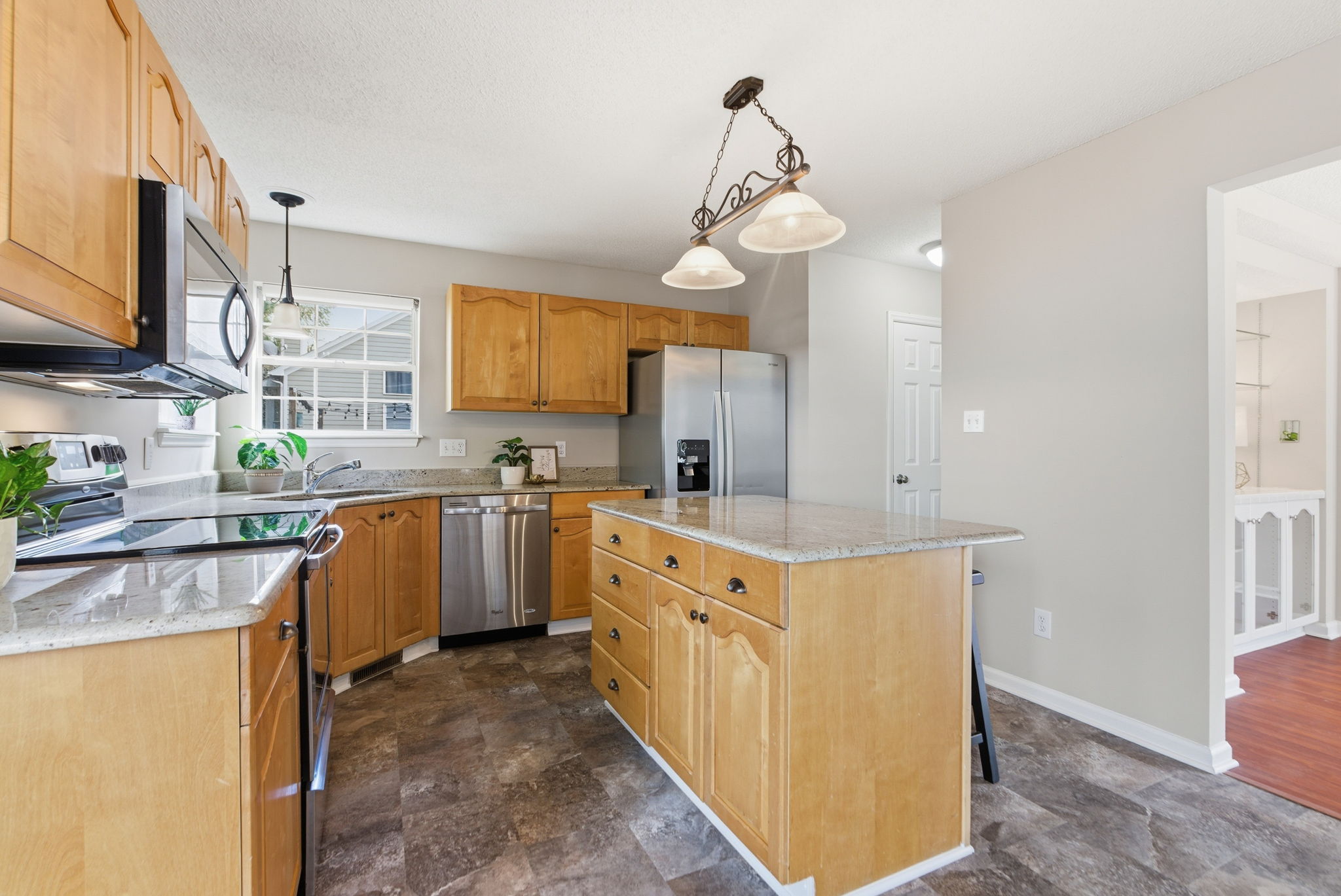 2505 Constitution Drive-24