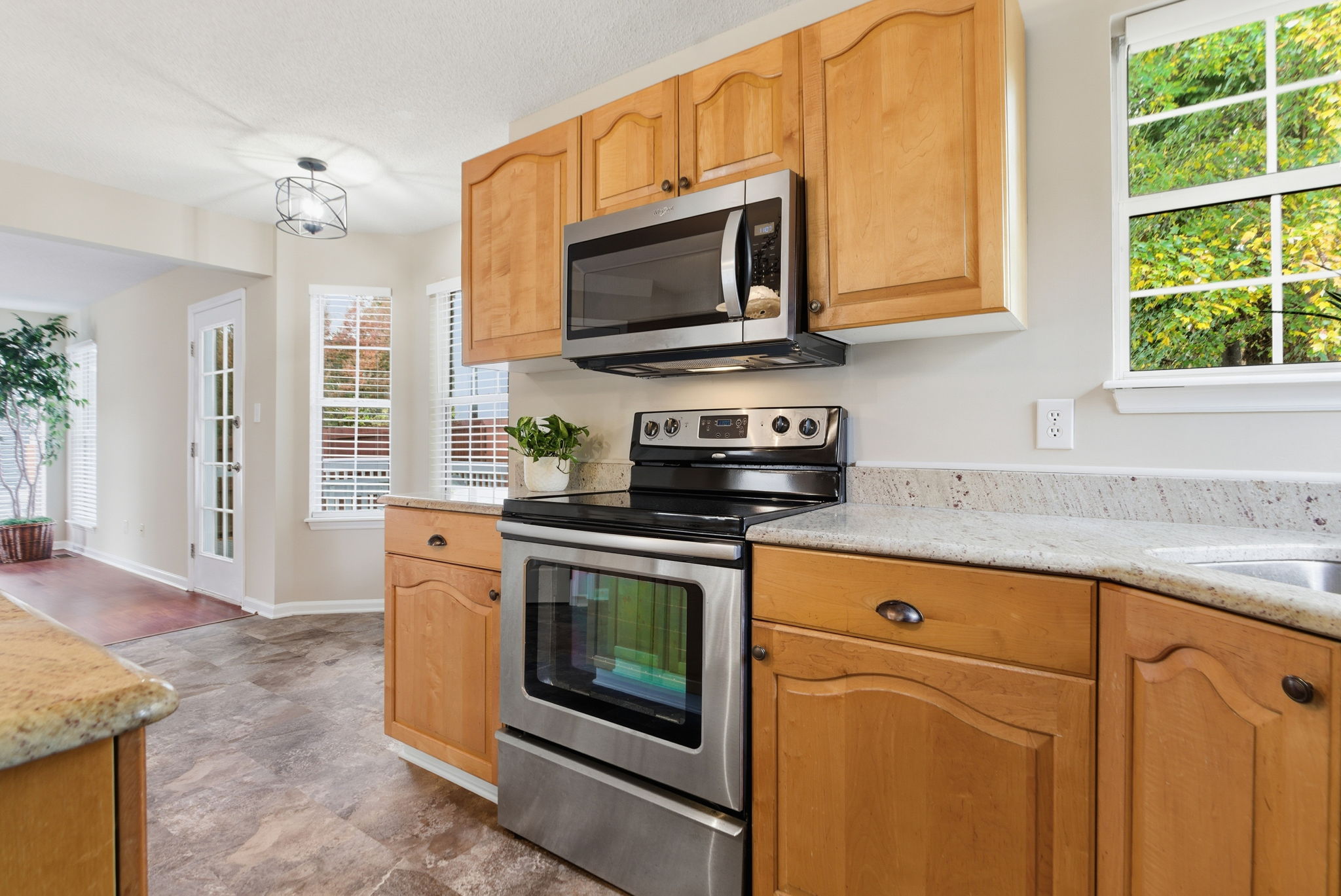 2505 Constitution Drive-28