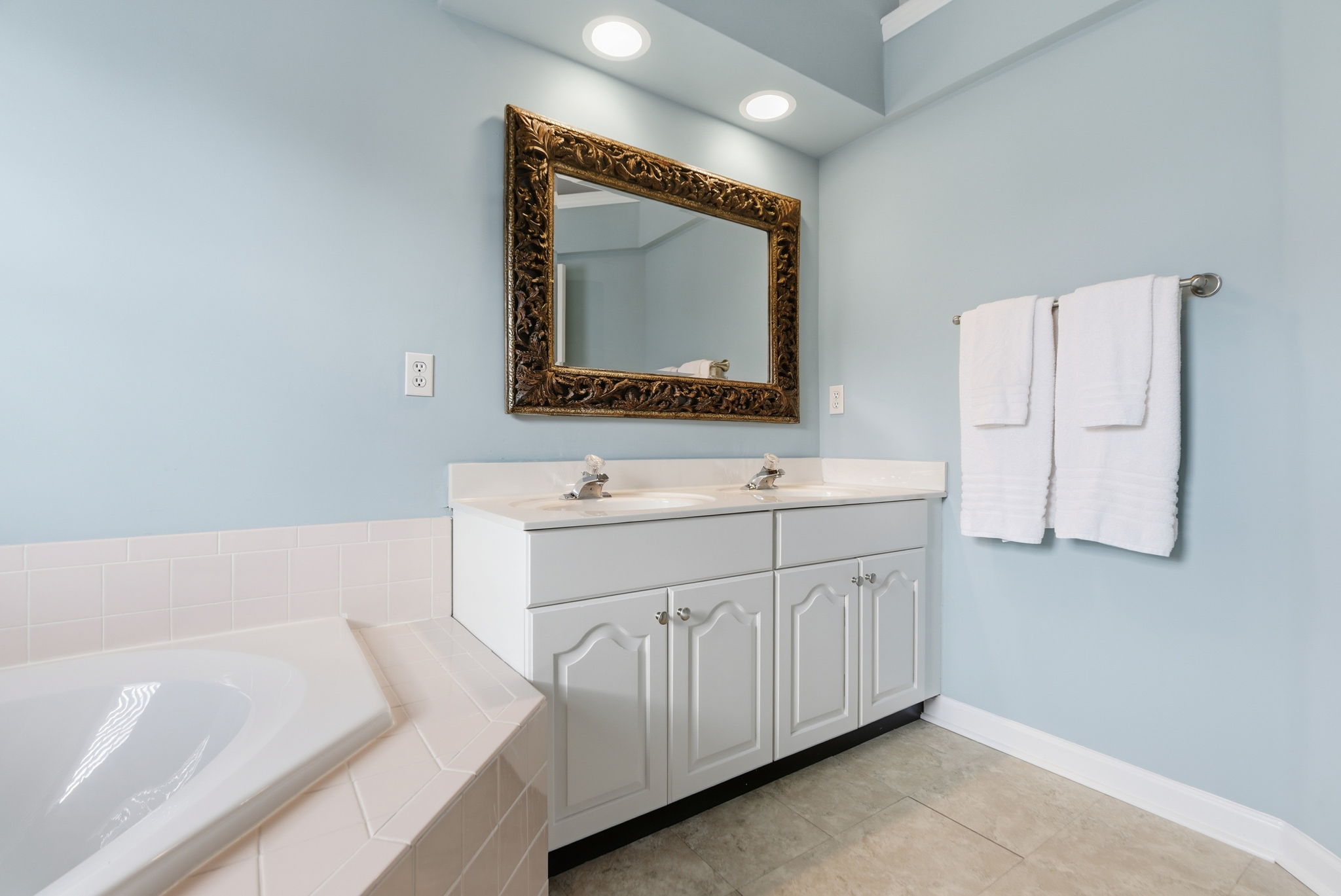 2505 Constitution Drive-43