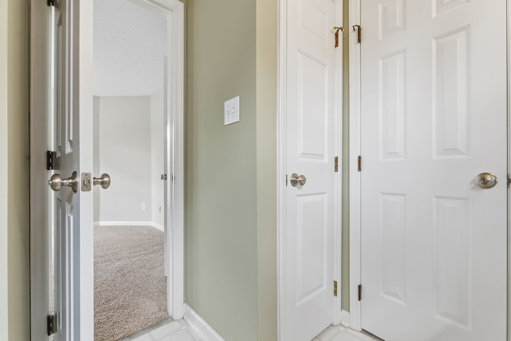 2505 Constitution Drive-56