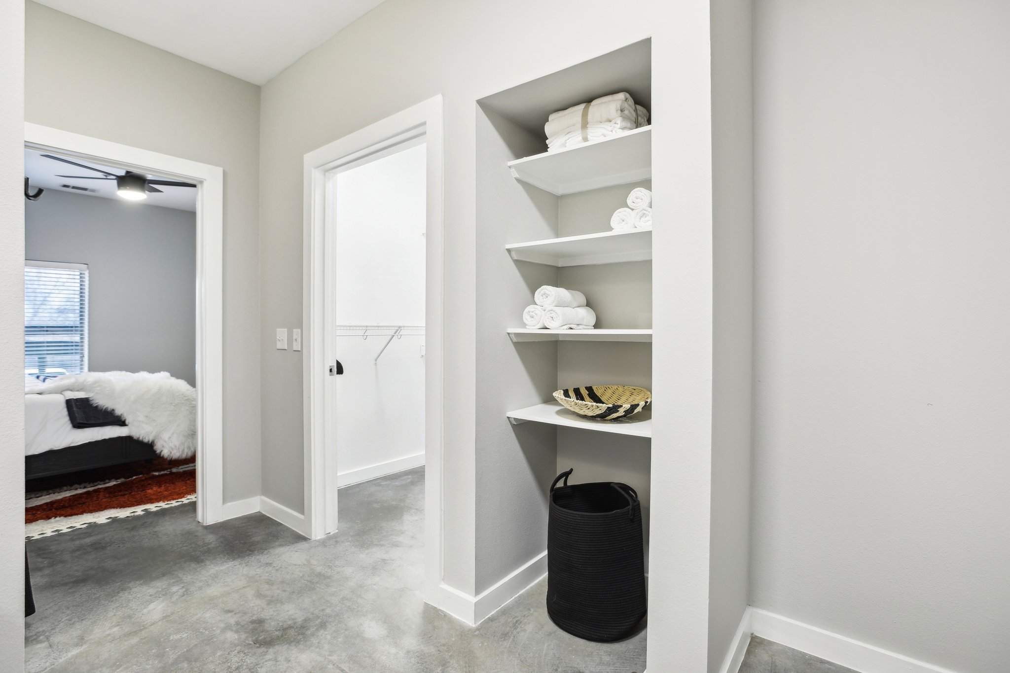 Thornton Rd 1107-029.jpg