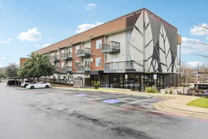 Thornton Rd 1107-003.jpg