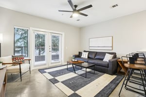 Thornton Rd 1107-006.jpg