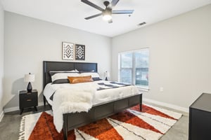 Thornton Rd 1107-021.jpg