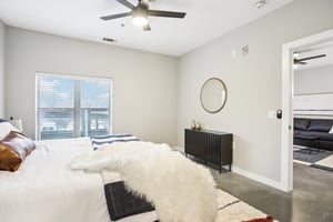 Thornton Rd 1107-025.jpg