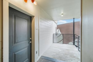 Thornton Rd 2307-005.jpg