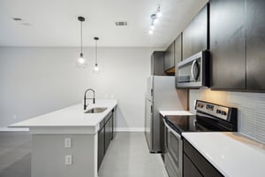 Thornton Rd 2307-013.jpg