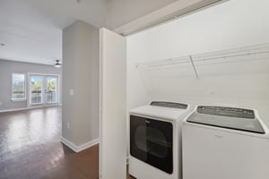 Thornton Rd 2307-017.jpg