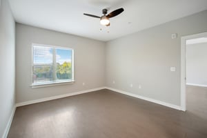 Thornton Rd 2307-023.jpg