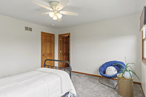  Photo 49
