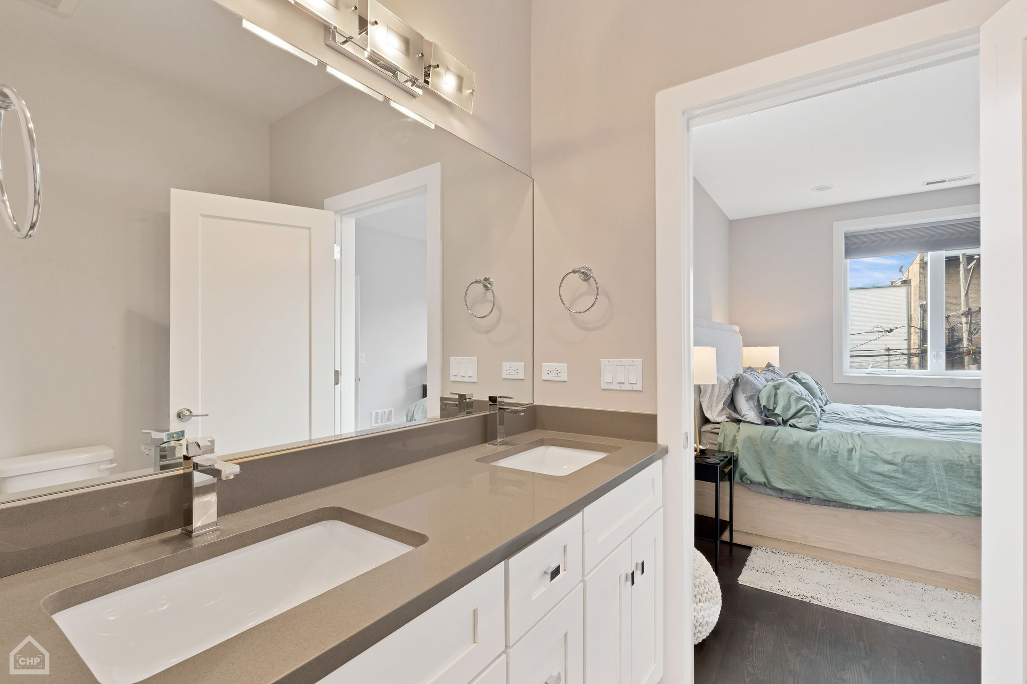 2505 W Potomac Ave 2w_016