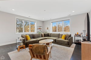 2505 W Potomac Ave 2w_004