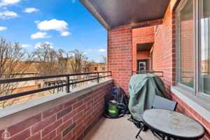 2505 W Potomac Ave 2w_019
