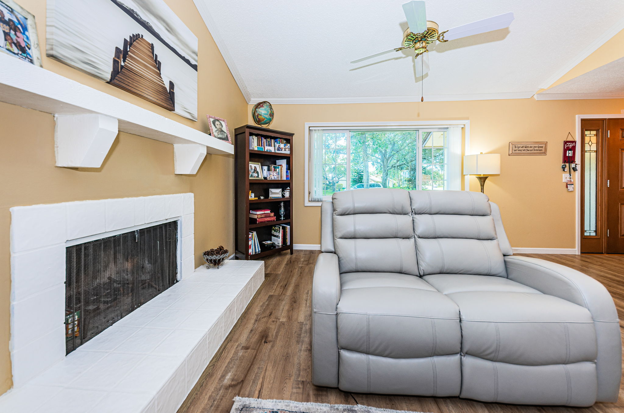 Living Room2