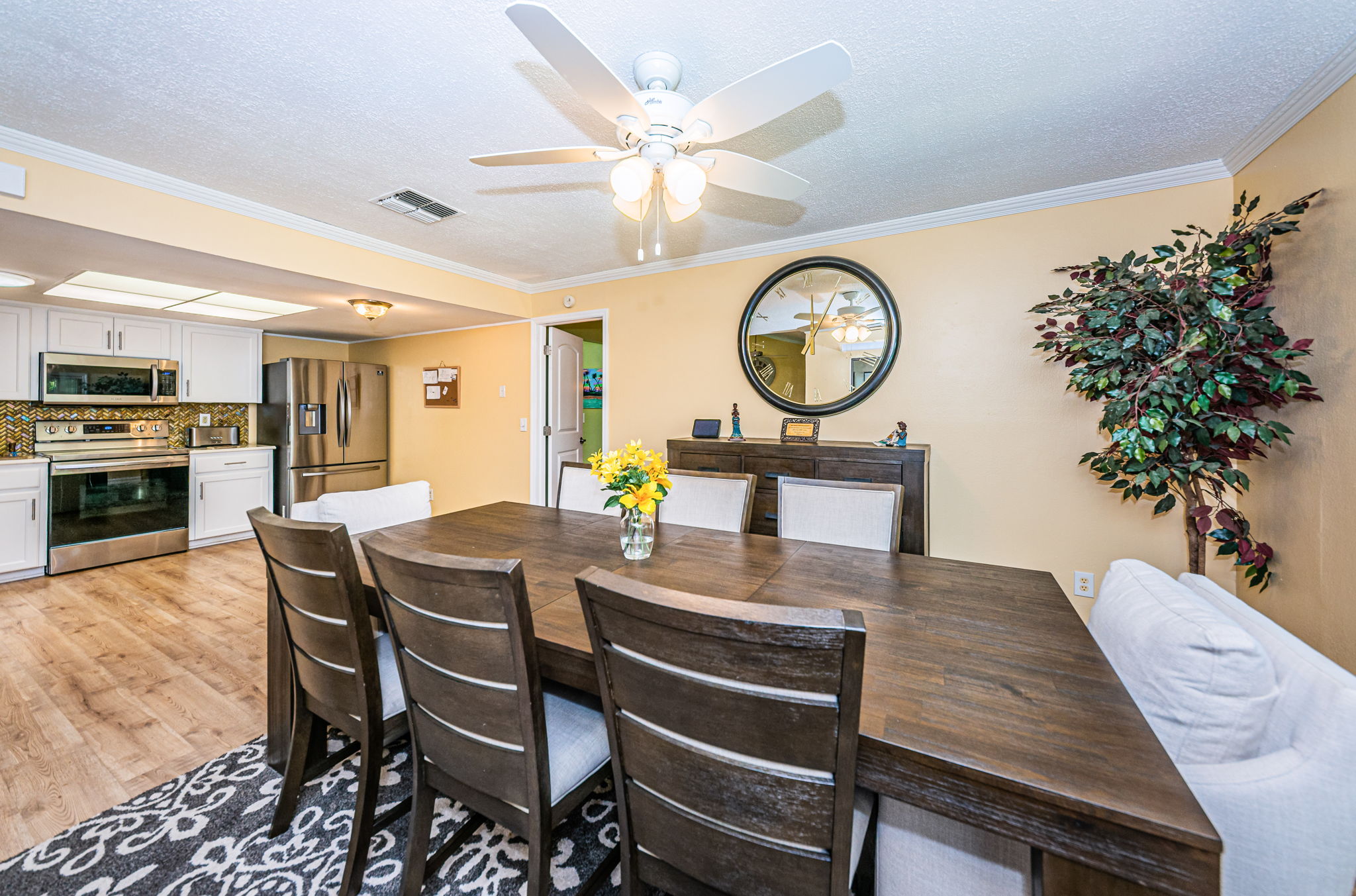 Dining Room3
