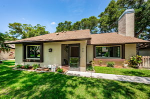 Front Exterior6