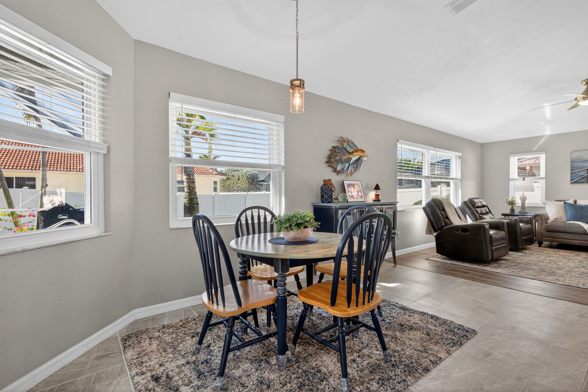 Breakfast Nook 2 of 2