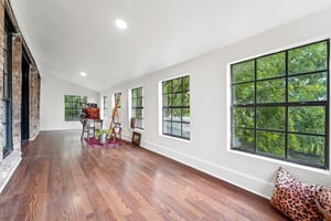 Calder Dr D-L0409-026.jpg