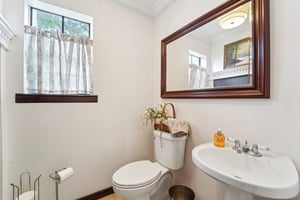 Calder Dr D-L0409-042.jpg