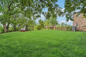 Calder Dr D-L0409-062.jpg
