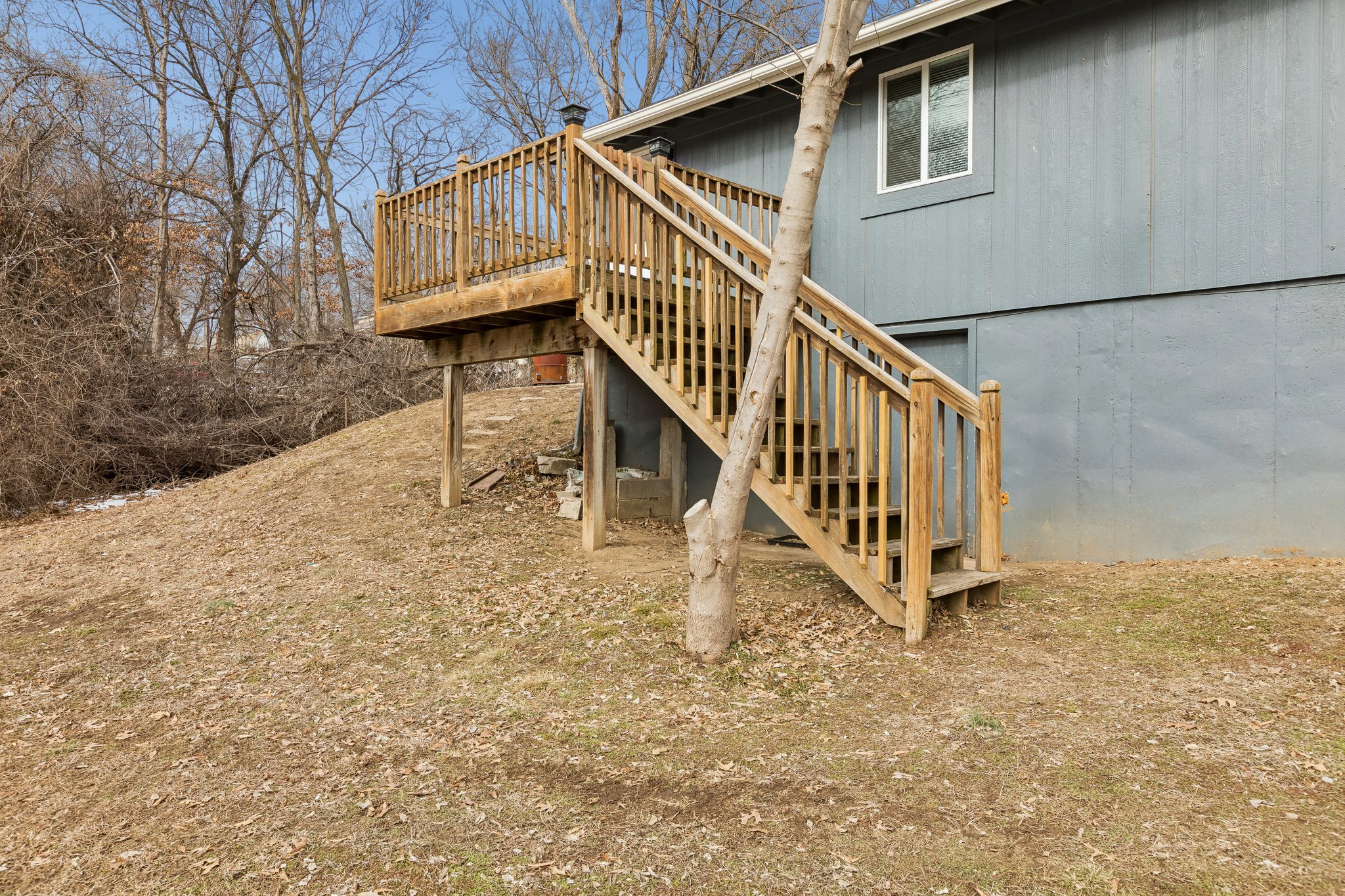 8003 - 2507 NE 37th Terrace_035.jpg