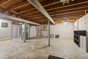 8003 - 2507 NE 37th Terrace_027.jpg