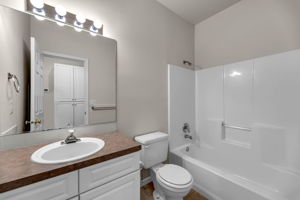  Photo 47