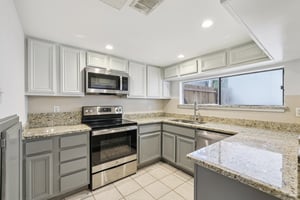 Quarry Rd d-S1408-012.jpg