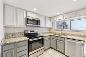 Quarry Rd d-S1408-015.jpg