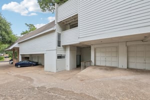 Quarry Rd d-S1408-034.jpg