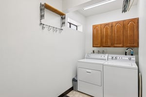 Moon Dr-S0910-033.jpg